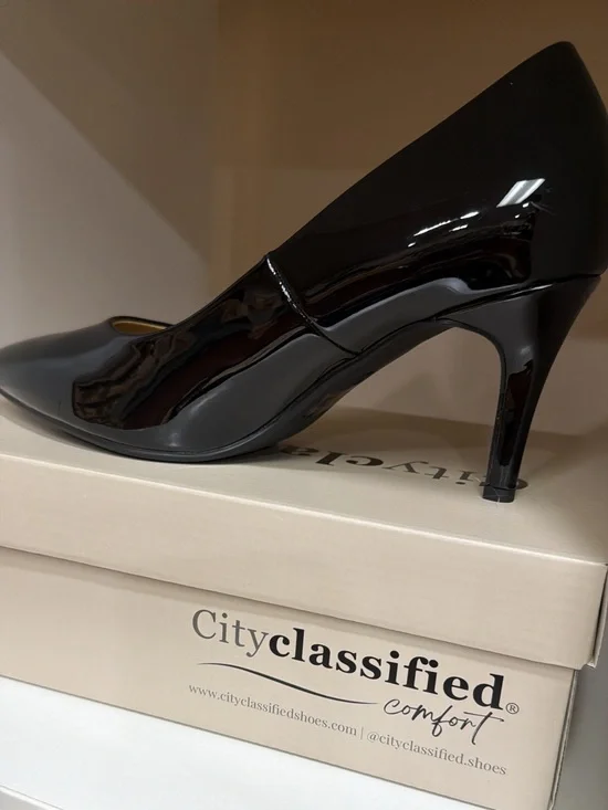 Cityclassified Black Patent Mid-Heel Classic Pump