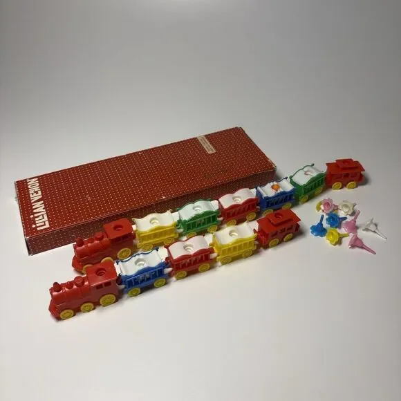 Vintage Lillian Vernon Birthday Train Candle Holder Set Circus Animals LV7045