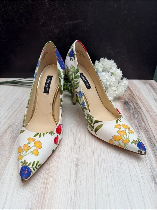 NINE WEST Fresh Floral Pumps Size 7.5