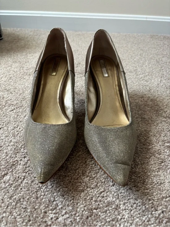 Tahari Pointed-Toe Women's Heels in Shimmery Gold and Taupe