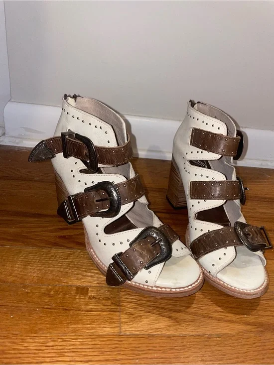 Western Cowboy Booties Cream and Brown Buckle Western Block Heel
