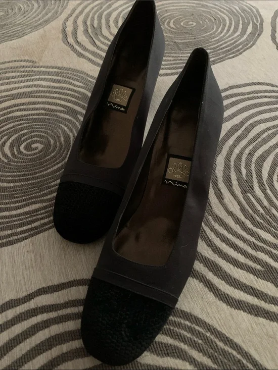 Nina Black Round-Toe Heels with Textured Cap