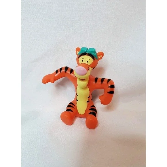 Vintage Disney Winnie the Pooh & Friends PVC‎ Figure Cake Topper Tigger Goggles