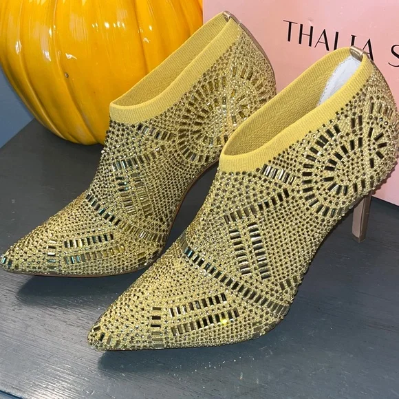 Thalia Sodi Yellow Sparkle Stiletto Pointed Toe Slip On Sock Heel sz 6M NIB