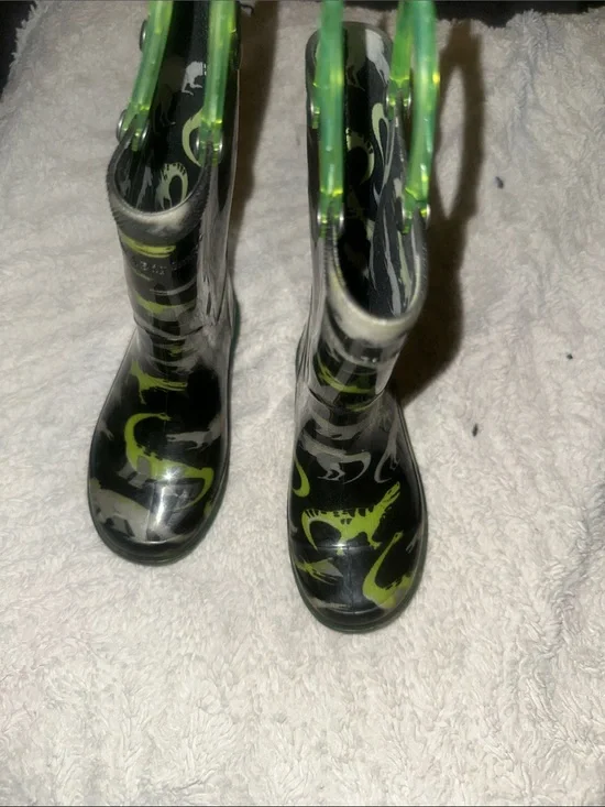 Kids Size 8 Black & Neon Green Dinosaur Rain Boots