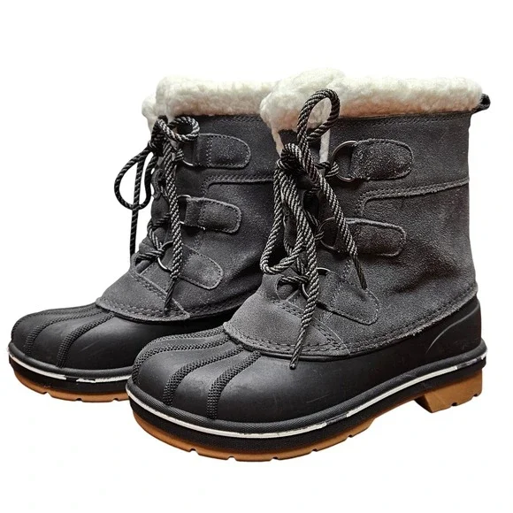 Cat & Jack‎ Gray Faux Fur Thermolite Lace Up Winter Snow Boots Kids Size 1