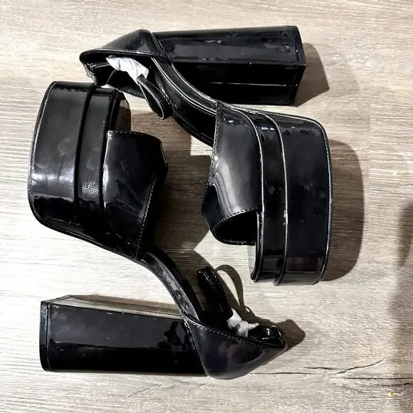 Black Patent Leather Platform Block Heel NEW Size 8