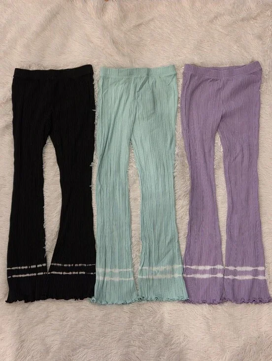 Old Navy Bundle Of 3 Pairs Flare Leggings Black, Teal, Purple Girls Size 10/12