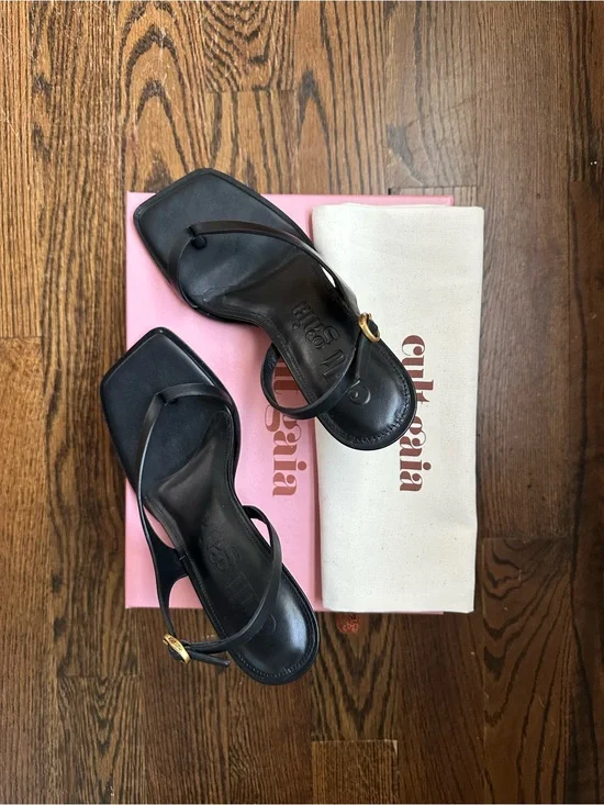 Cult Gaia Paxton Black Sandals Size 39 / US 9 — Like New