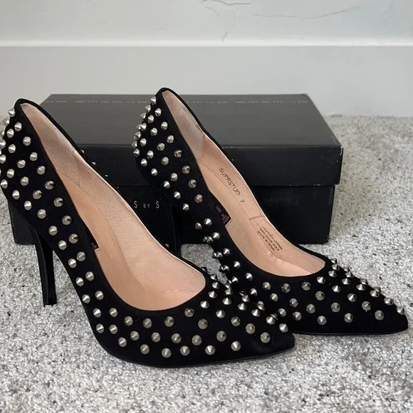 AUTH NIB Steven by Steve Madden Black Superstud Studded Stilleto Pumps US 7