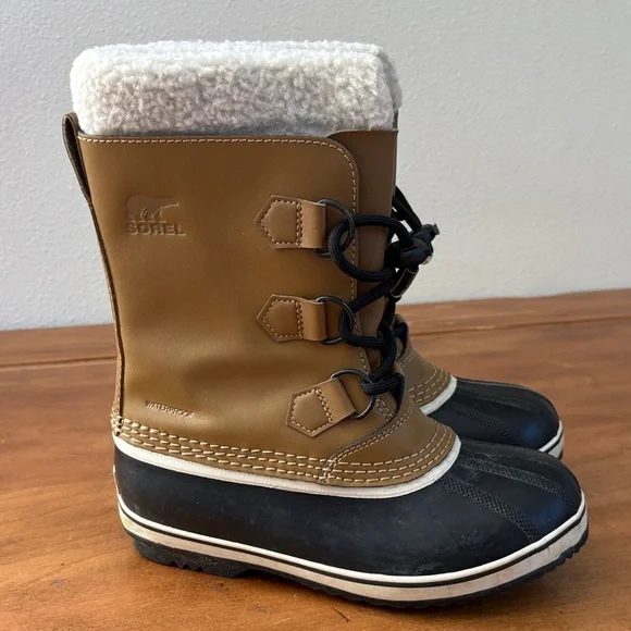 Sorel Brown and Black Insulated Boots Size 3