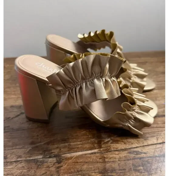 Charles‎ by Charles David Royals gold ruffle block heel slide sandals 7