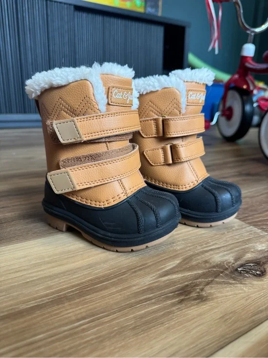 Cat & Jack Tan and Black Kids Snow Boots with Faux-Fur Cuff