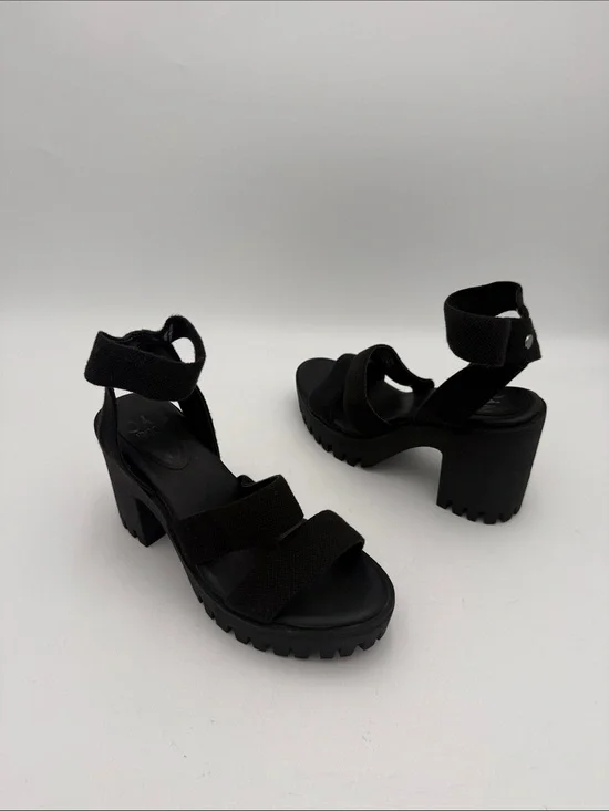 Steve Madden Black Chunky Platform Strappy Heels women 7 chunky Y2K retro goth