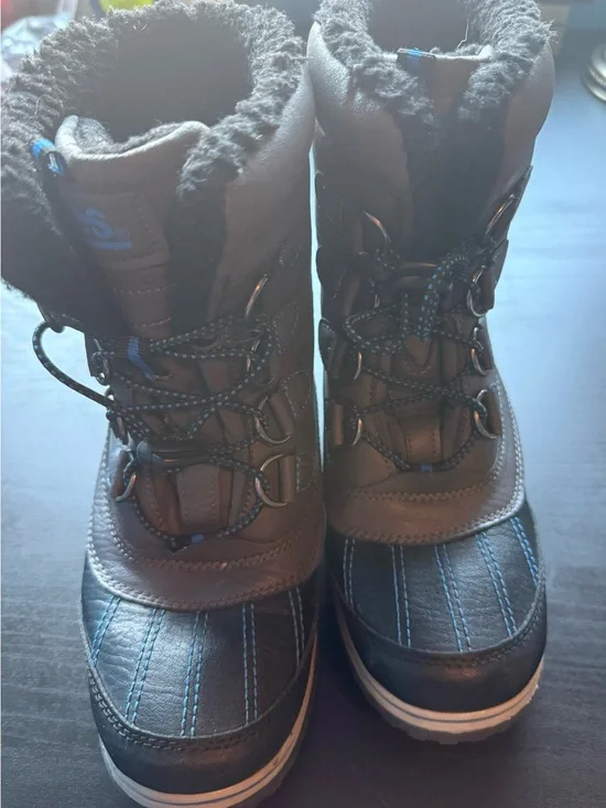 Kids Waterproof Winter Boots in Brown with Blue Accents