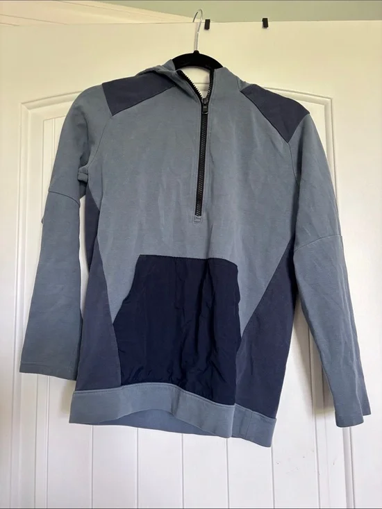Old Navy Blue and Navy Quarter-Zip Hooded Kids Sweater