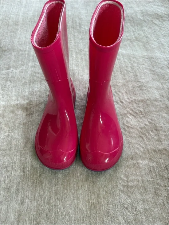 Rain boots - Girls Pink with Purple Sole Rain Boots - Size 11-12