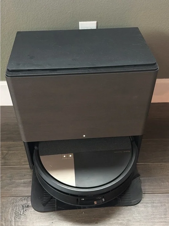 Robot Vacuum & Self-Emptying Dock - Black