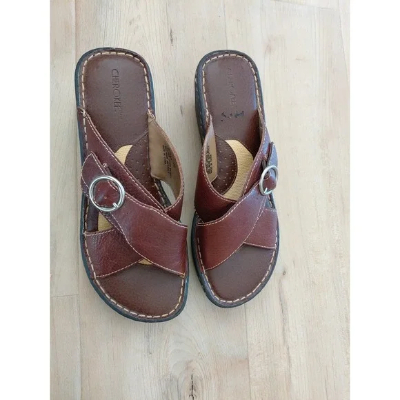 Vtg Sz 8.5 US 70s 80s Cherokee Buckle Sandals Shoes Platform Low Wedge Heel Boho