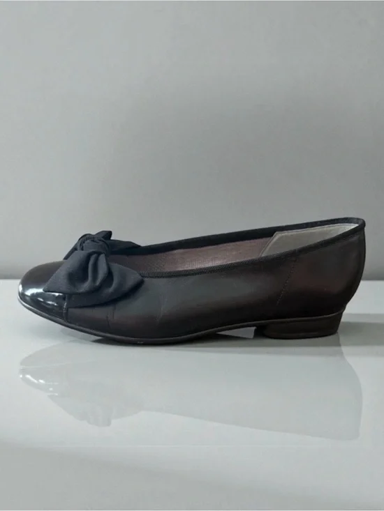 Gabor Amy Womens Ballerina Shoes Size 7.5