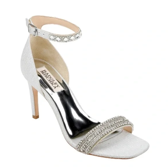 Badgley Mischka Collection‎ Urina Heeled Sandal in 10
