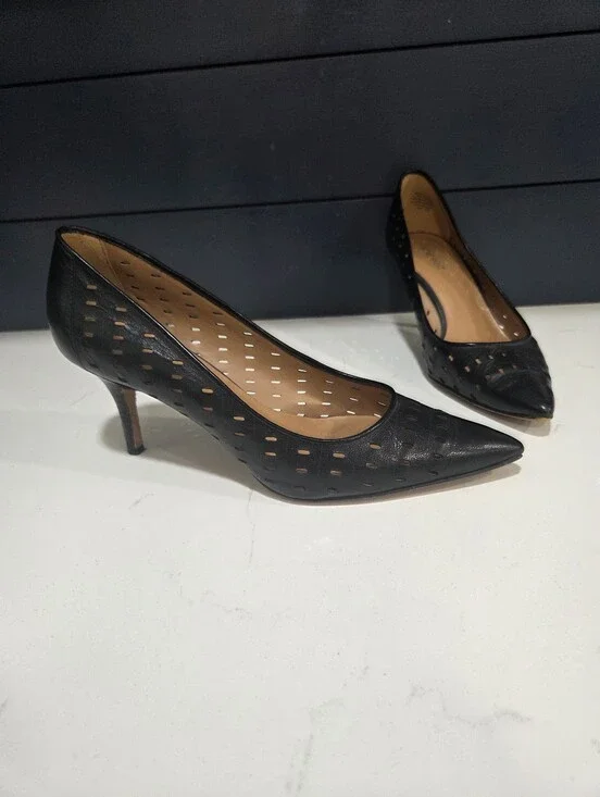 Nine West Laser Cut Classic Black Pointed-Toe Perforated Women’s Pumps Size 11M