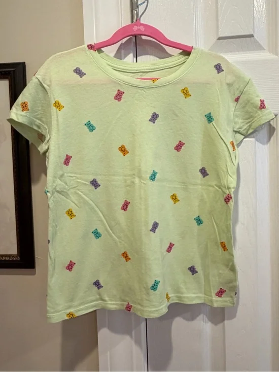 Old Navy Kids Light Green Gummy Bear Print Tee
