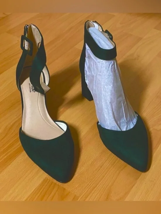 Life Stride Dark Green Suede Pointed-Toe Ankle Strap Block Heels: 6.5 Wide