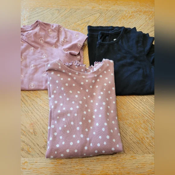 Old Navy Girls top bundle. XL 14/16