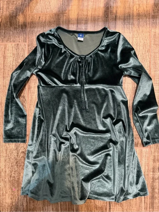 Girls Velvet Long-Sleeve Empire-Waist Dress - Dark Green