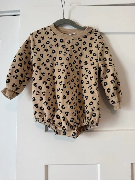 Old Navy Beige & Black Leopard Print Long-Sleeve Romper