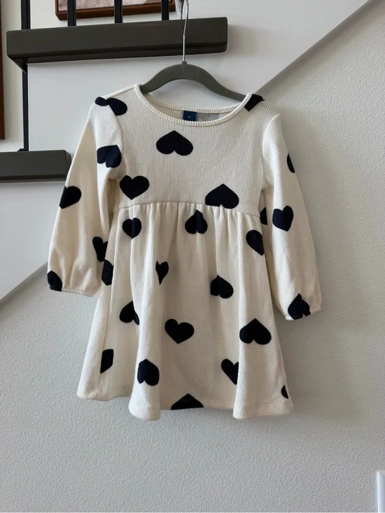 Old Navy Cream Dress with Navy Blue Hearts