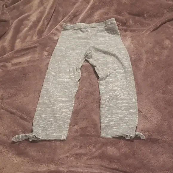 Girls gray leggings Old Navy brand‎ size 8