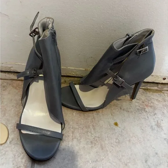 BEAUTIISOLES By Robyn Shreiber cutout shoes strappy heels dress open toe Boots
