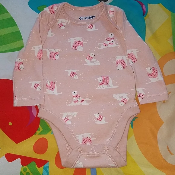 🌞 Old Navy pink polar bear onesie