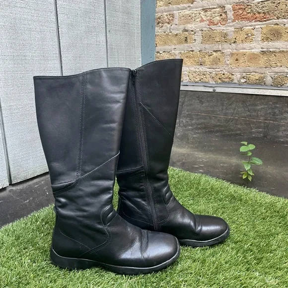 Vagabond Sky Black Tall Boots
