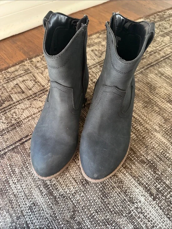 Girls us2  Black Ankle Boots - Classic Zip Side Chelsea Style
