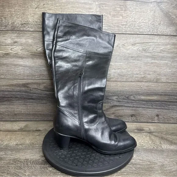 EDDIE BAUER Women's Italian Leather Tall Dark Brown Heeled Boots Size 8