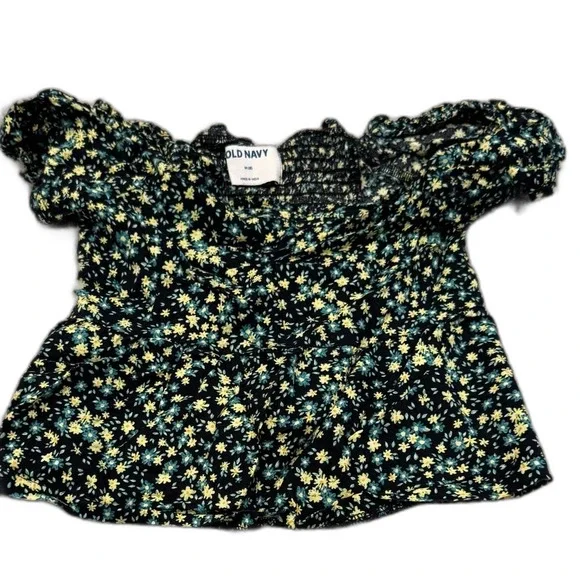 Old Navy Kids Floral Black Top - M
