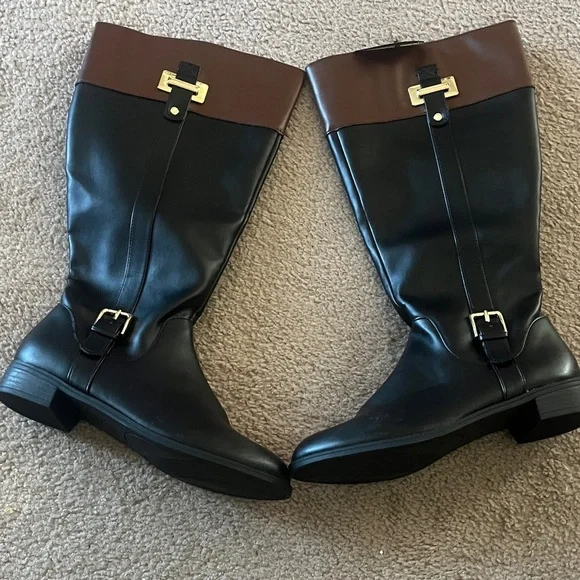 Karen Scott Black and Brown Women's Boots
