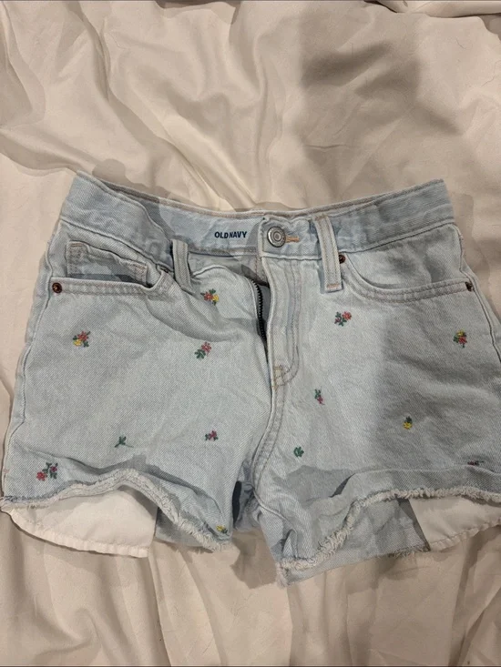 Girls Old Navy Light Wash Denim Shorts with Floral Embroidery