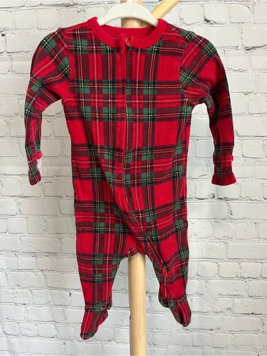 ⭐️⭐️PICK 5 / $20 Old Navy Baby Red Plaid One-Piece Footed Pajamas