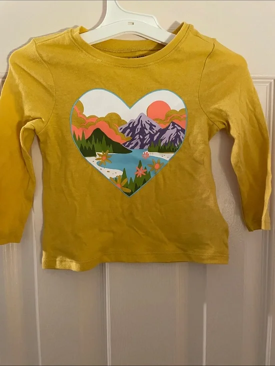 Long-Sleeve Heart Graphic Top - Mustard Yellow Nwt 12/18mon Old Navy