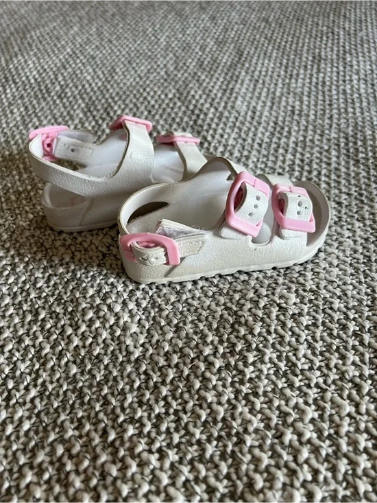 Old Navy White Sandals with Pink Buckles
