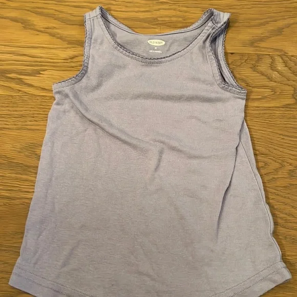 Old navy purple tank size 3t