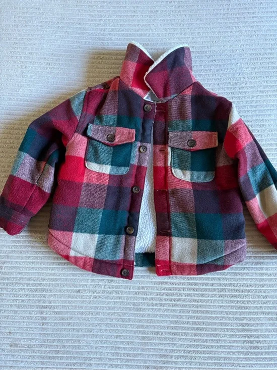 Old Navy Plaid Sherpa-Lined Jacket in Red, Green & Cream