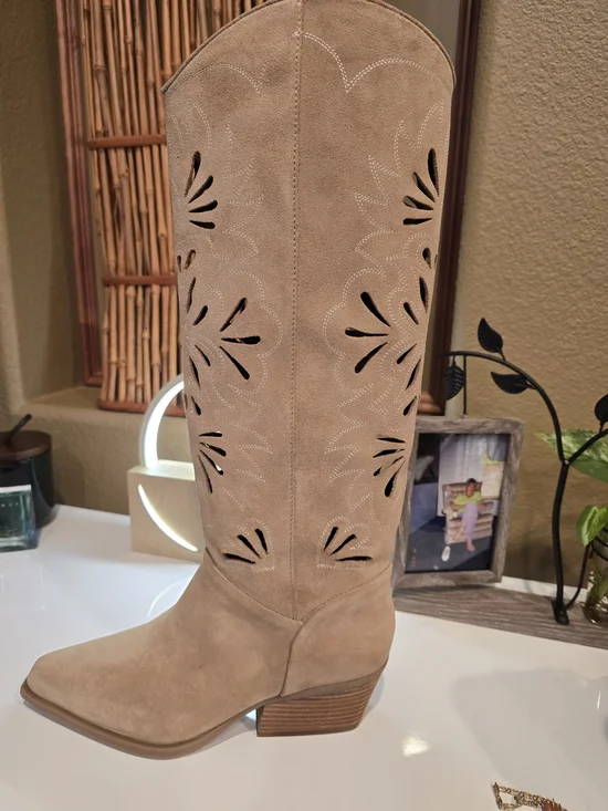 House of Harlow 1960 Tan Suede  Cutout Boots