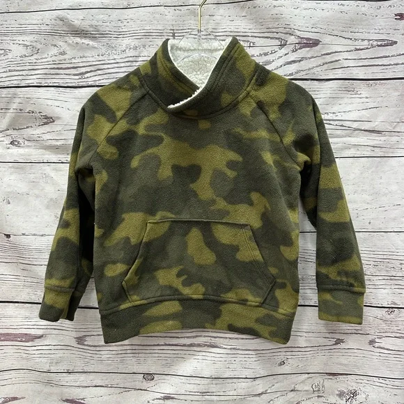 Old Navy Camouflage Fleece Jacket
