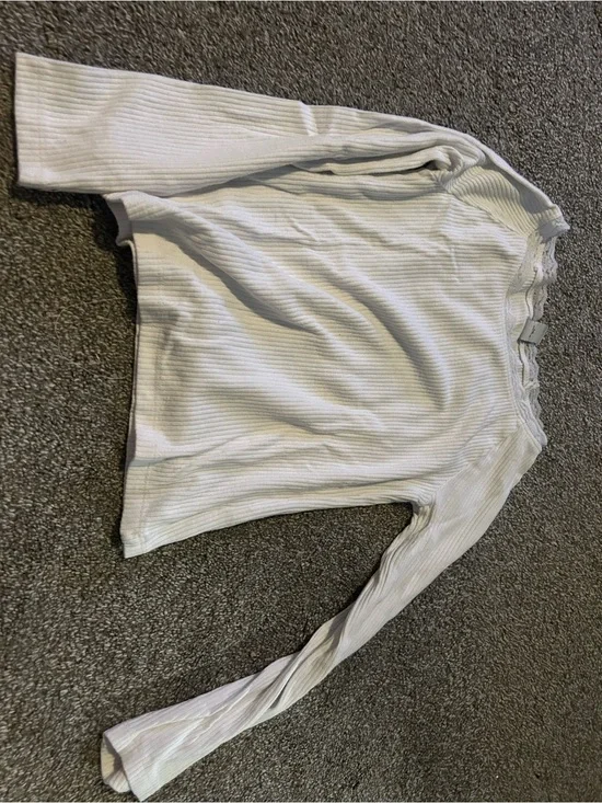 Old Navy Ribbed Long Sleeve Top in Light Gray