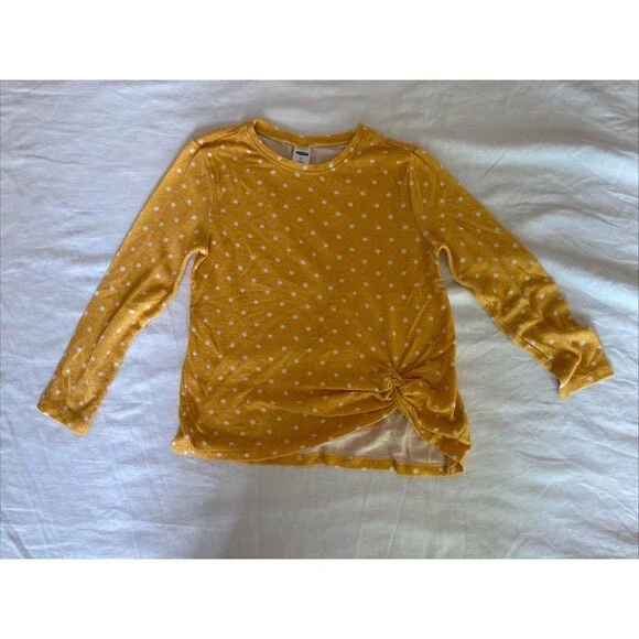 4T Old Navy girl clothes - one piece long sleeved shirt | yellow polka dot theme